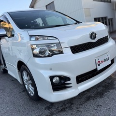 トヨタ ヴォクシー ZS 煌