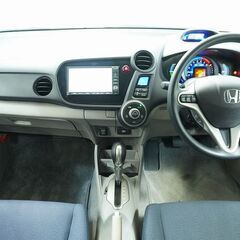 【ローン審査通過率95％！ローンお任せください！】ホンダ インサイト 　Ｇの画像