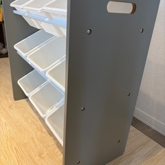 おもちゃ収納ラックの画像