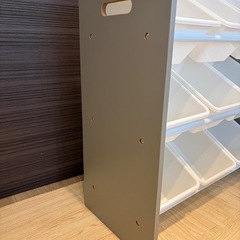 おもちゃ収納ラックの画像