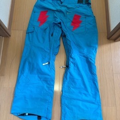 BLUE bloodスノーボードウエアーの画像