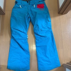 BLUE bloodスノーボードウエアーの画像