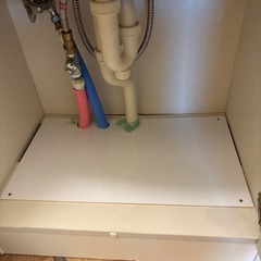 
化粧洗面台と鏡のセットの画像