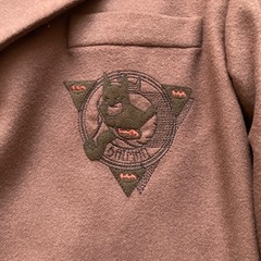 アイスバーグ カシミヤ混ウール　バットマンのモチーフ刺繍ブレザーの画像