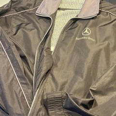 メルセデスベンツ ロゴ入り  ブラック　ウインドブレーカー　非売品の画像