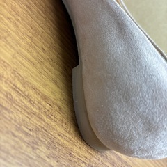 LELIEN PLUS ベージュ　パンプスの画像