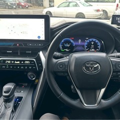 トヨタ ハリアー ハイブリッドG AT 4WD フルエアロ の画像
