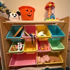 おもちゃ棚　おもちゃラックの画像