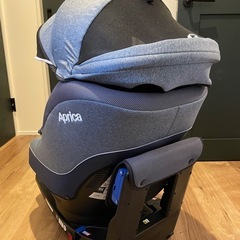 Aprica クルリラ　360°回転シート　チャイルドシートの画像