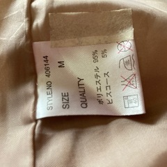 Chortie ベージュ ダブルブレストコート　Mサイズ表示　細身の方向けの画像