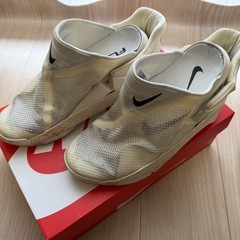NIKE ゴーフライイーズ　25.5cmの画像
