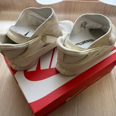NIKE ゴーフライイーズ　25.5cmの画像