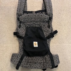 《エルゴベビー》抱っこ紐　の画像