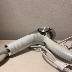 ReFa ドライヤーの画像