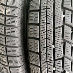 アルミホイール付きヨコハマスタッドレスタイヤ　日産ノートに履いていました　 185/70/14　の画像