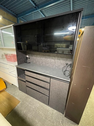 食器棚　松田家具  高級感ある石目調