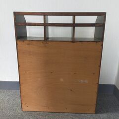 △ ガラス扉飾り棚 本棚 収納棚 キャビネット 昭和レトロ アンティーク 木製 全体的にキズありの画像