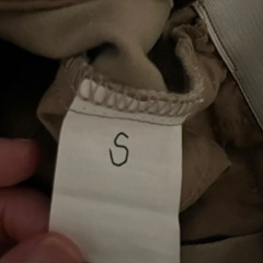 ベージュ ガウチョパンツ サイズSの画像