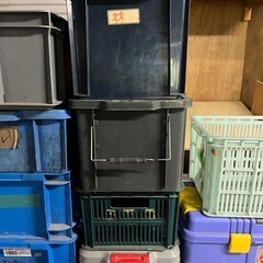 カゴ　コンテナ　スタッキングボックス　工具入れ　工具箱　どれでも1つ300円　の画像
