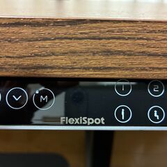 【無料】昇降デスクを一括でお譲りします FLEXISPOT、IKEA天板、モニターアーム、LEDライトの画像