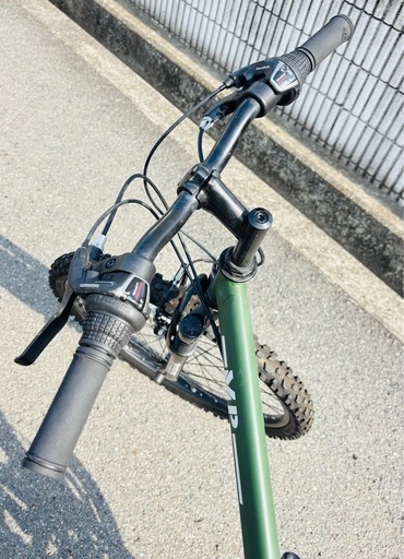 折りたたみ マウンテンバイク 26インチ アーミーグリーン 18段変速