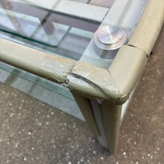 ガラステーブル（テレビ台）の画像