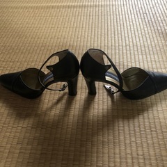 パンプス（ハイヒール）22.5の画像