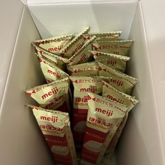 ほほえみ　らくらくキューブ15本、液体ミルク3本　➕おまけ　　の画像