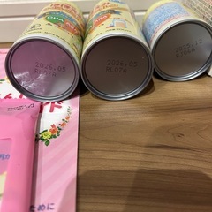 ほほえみ　らくらくキューブ15本、液体ミルク3本　➕おまけ　　の画像