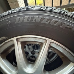 スタッドレスタイヤ
の画像