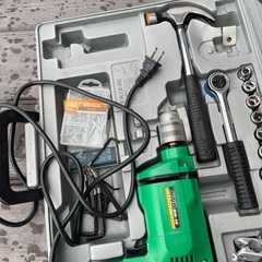 電動ドリル工具セット、実働の画像