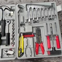 電動ドリル工具セット、実働の画像