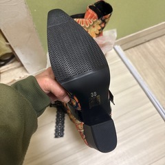 ★新品★ショートブーツ　24センチの画像