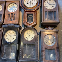 今週限定！柱時計　昭和　大正　鳩時計などまとめて　動作未確認の画像