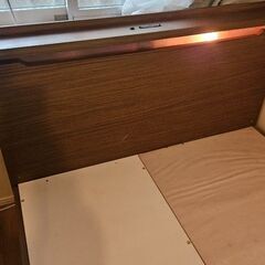 収納付き！セミダブルベッドフレームの画像