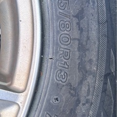 ⭐︎良品⭐︎スタッドレスタイヤ155/80R13の画像