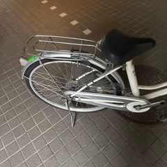 大人用自転車　26インチ　ダンロップ　ギア無し、ライト付き、鍵付き、ママチャリの画像