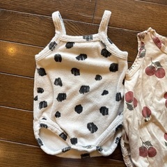 ブランドベビー服4点セットの画像