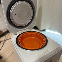 【早い者勝ち‼️】3合炊き炊飯器の画像