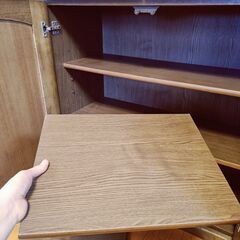 収納棚-使い方は色々、しっかりした作りだから重いものを置いても大丈夫-差し上げます。の画像