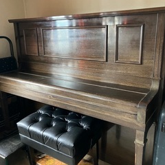 60年前のディアパソン製アップライトピアノの画像