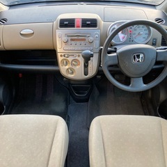 『全込み10万ポッキリ』⭐️‼️『超格安軽自動車』⭐️‼️『車検8年6月16日まで有り』⭐️‼️『バッテリー新品交換済み』⭐️‼️『音声案内ETC付き』⭐️‼️『安心の修復歴無し』⭐️‼️ホンダ ライフ⭐️JB5⭐️人気のブラック⭐️インパネAT(4AT)⭐️フル装備(AC・PS・PW)＋ABS＋Wエアバッグ付き⭐️AUX付きCDチューナー♪『令和7年度自動車税も、リサイクル料も、全てコミコミの超特価』‼️『更に千葉＆成田ナンバー管轄は名変代行無料サービス』‼️『圧倒的な安さ』‼️『超激安早い者勝ち』‼️の画像