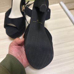 2〜3回使用　厚底黒ヒール　M 12センチ　の画像