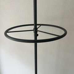 アンティークサークル型コートラック　ハンガーラック　の画像