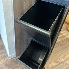 2段スリム ゴミ箱 ブラック キャスター付きの画像