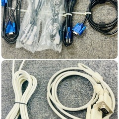 PC系ケーブルたくさんの画像