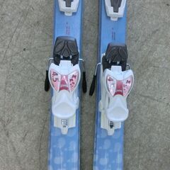 volkl ジュニアスキー 3点セット 140cm Chica ストック付き ホワイト×ブルー フォルクル スキー板 子供用 白×青 札幌市 西区 西野店の画像