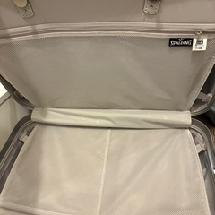 スーツケース ほぼ新品の画像