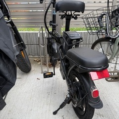 【後輪タイヤパンク】電動アシスト自転車の画像