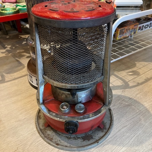 現状販売 レトロ 石油ストーブ 赤 アンティーク 暖房器具 ビンテージ家具 現状販売 レトロ 石油ストーブ 赤 アンティーク 暖房器具 ビンテージ